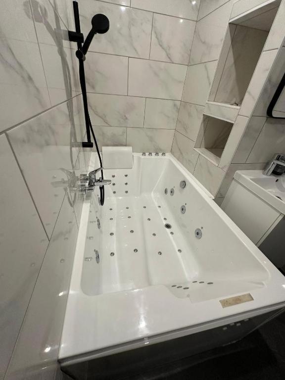Studio Jaccuzzi A 2 Min Davignon Les Angles  Kültér fotó